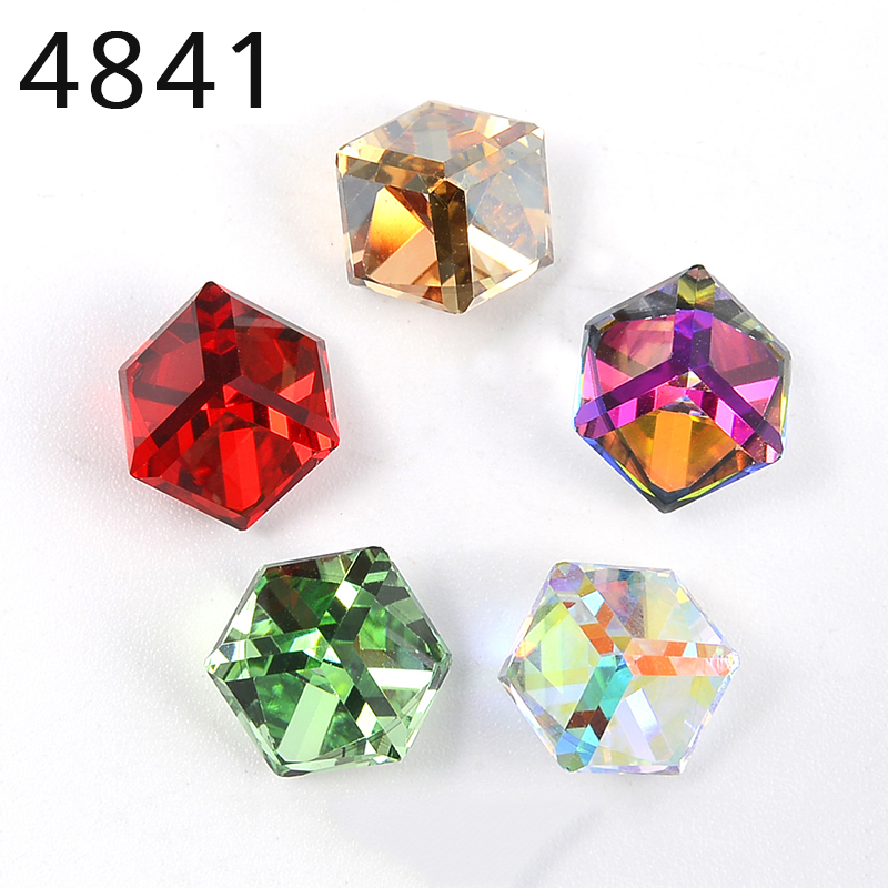 Nail Art Quirky - (1 pièce) 4841 Cube fantaisie pierre