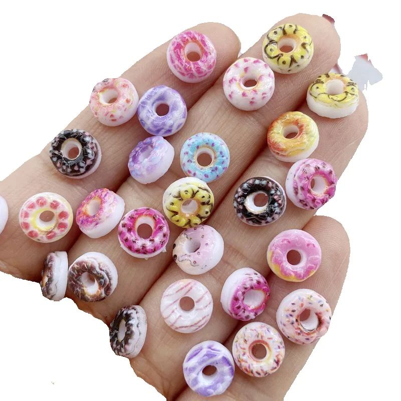 50 pièces de breloques en rési - Nail Art Quirky avis et prix