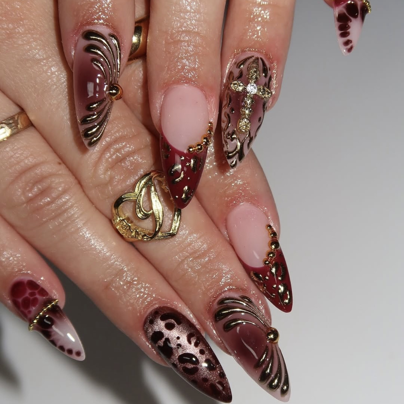 Faux ongles moyens pour femmes - Nail Art Press On avis et prix