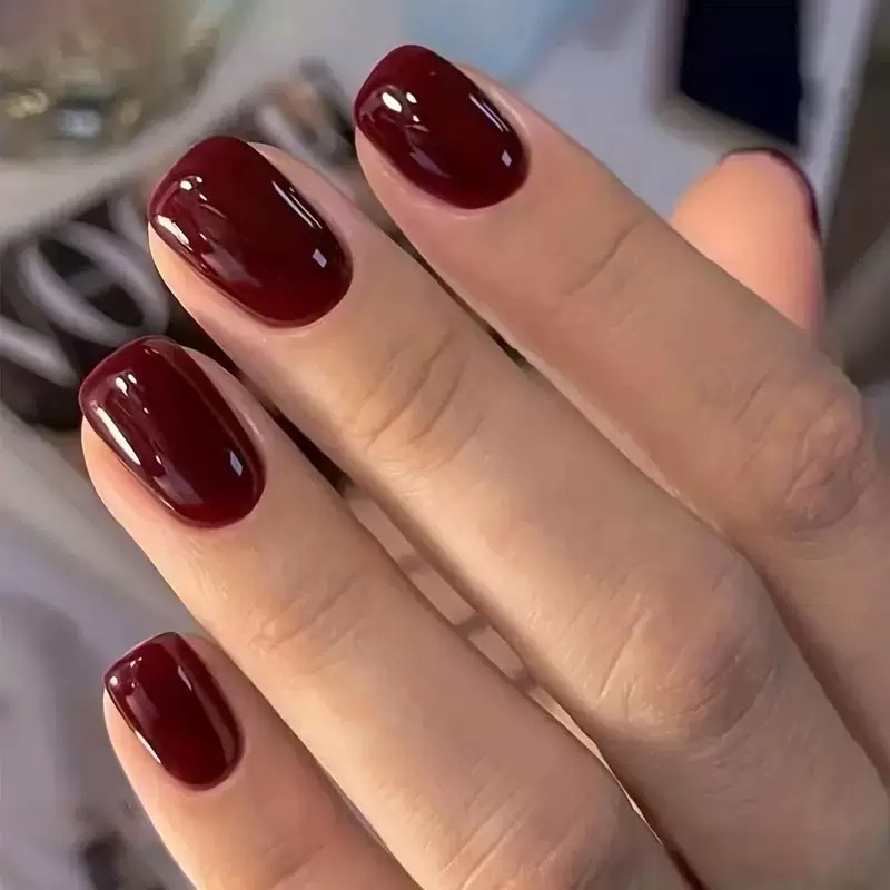 Faux ongles courts, carrés et  - Nail Art Press On avis et prix